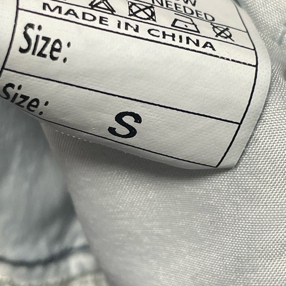 Embroidered Butterfly Blue Vintage Style Jeans Sz Sm - Picture 7 of 8